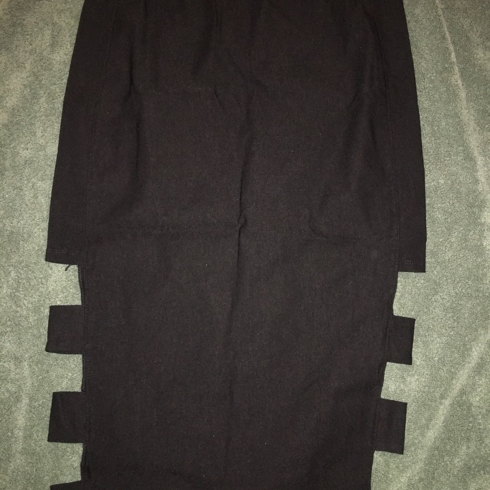 Never worn Fashion Nova skirt.
